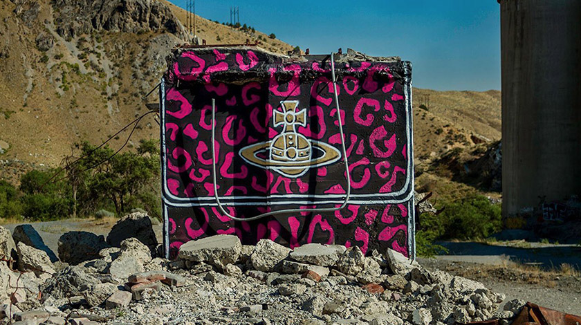 Художник перетворює зруйновані конструкції на дизайнерські сумки