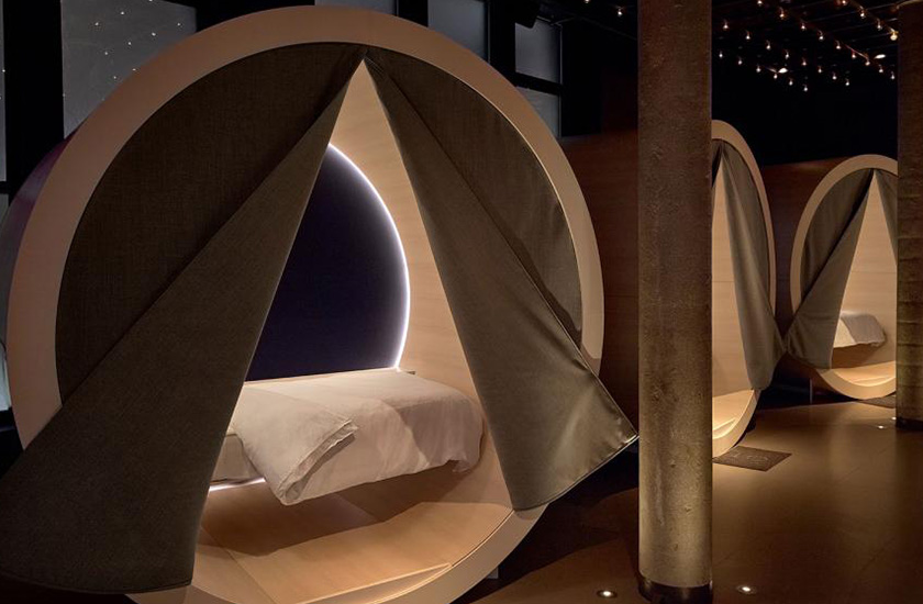 У Нью-Йорку відкрився спальний бар У Нью-Йорку відкрився спальний бар