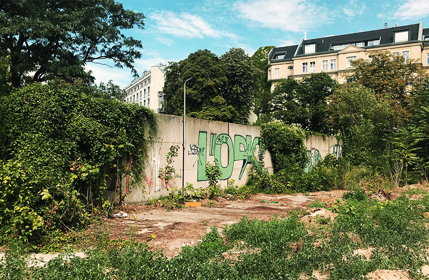 Відкрита раніше невідома частина Берлінської стіни Відкрита раніше невідома частина Берлінської стіни