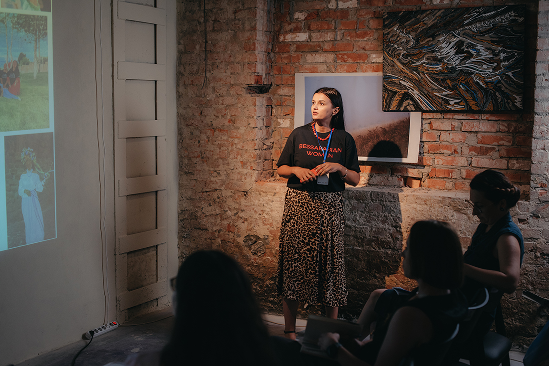 image-wrapper full-width-container