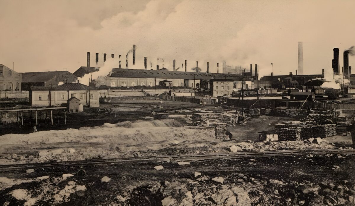 image-wrapper full-width-container