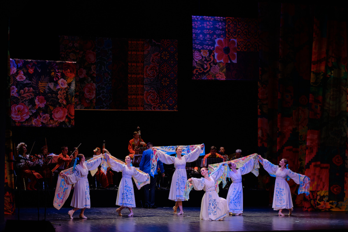 image-wrapper full-width-container