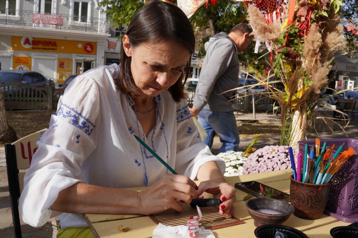 image-wrapper full-width-container