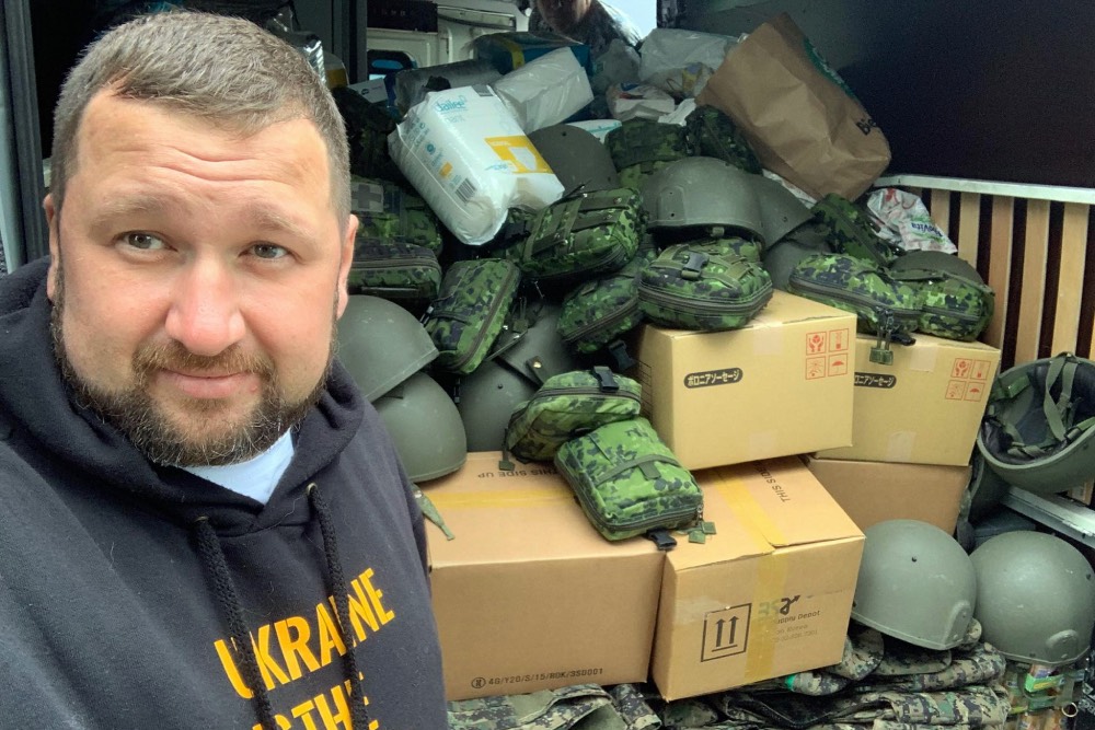 image-wrapper full-width-container