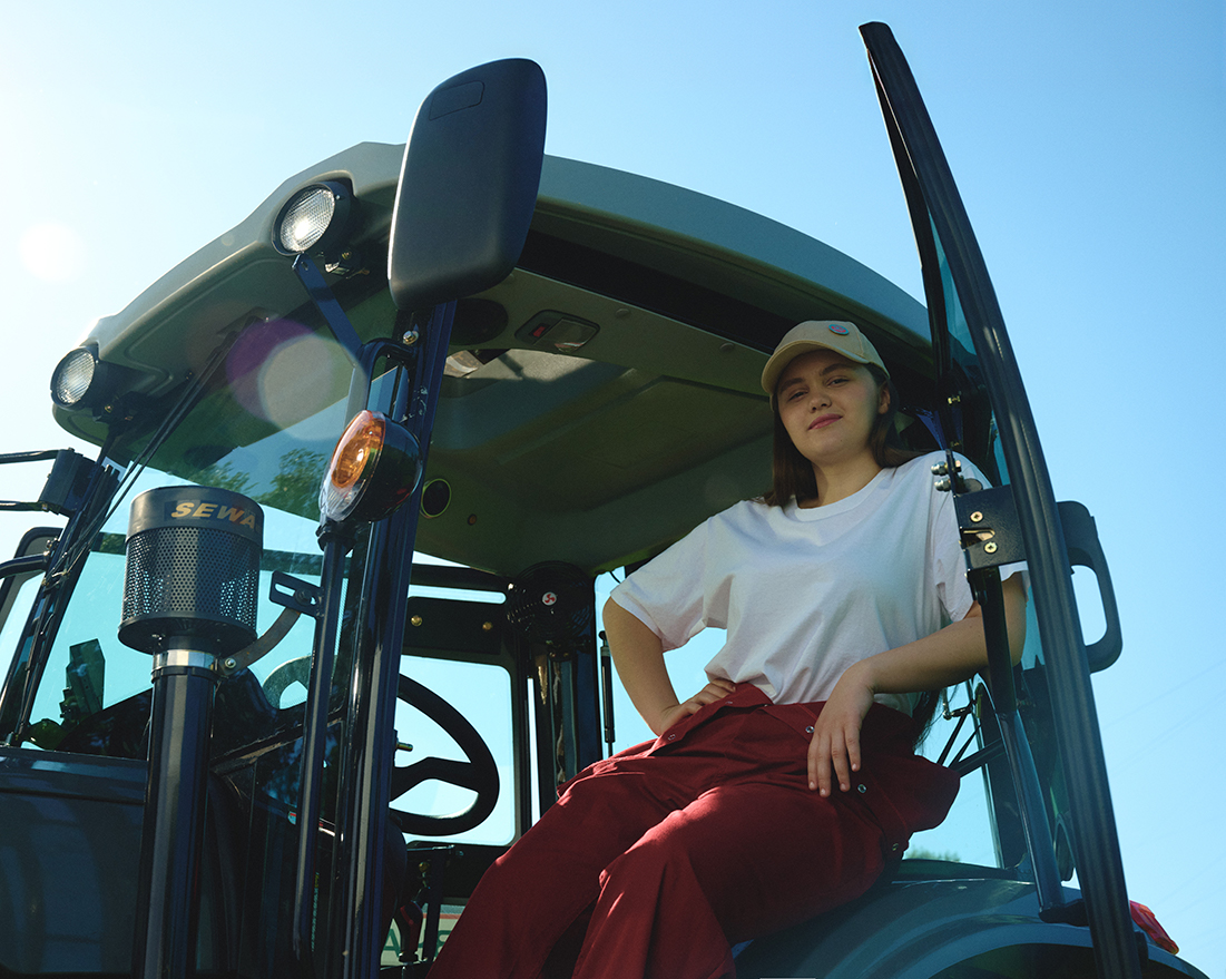 image-wrapper full-width-container