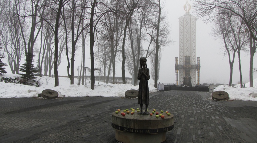 Музей Голодомору отримав найбільшу колекцію предметів та творів про геноцид