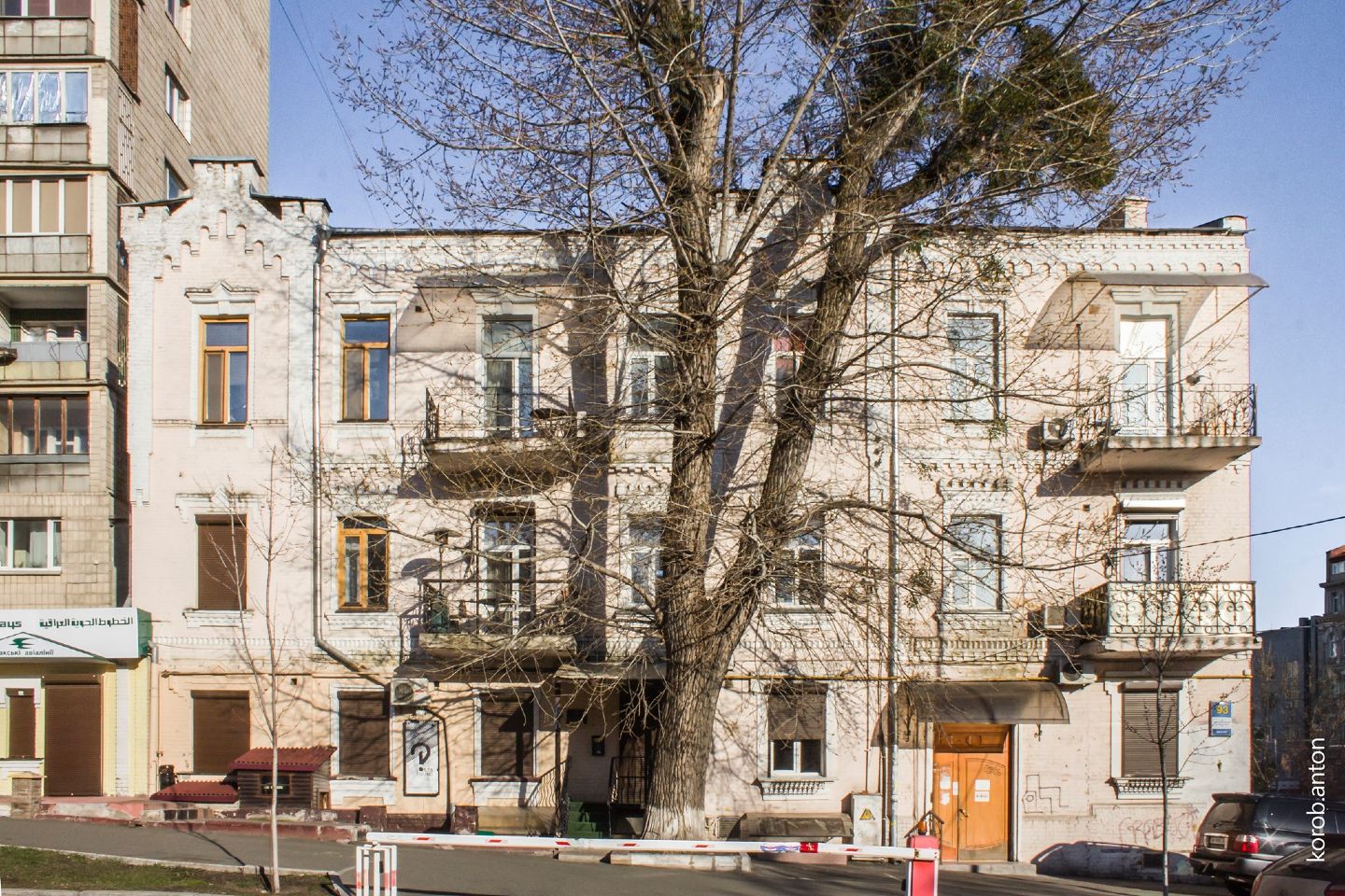 Суд повернув статус пам'ятки архітектури «Будинку з комахами» в Києві. Фото: Антон Короб