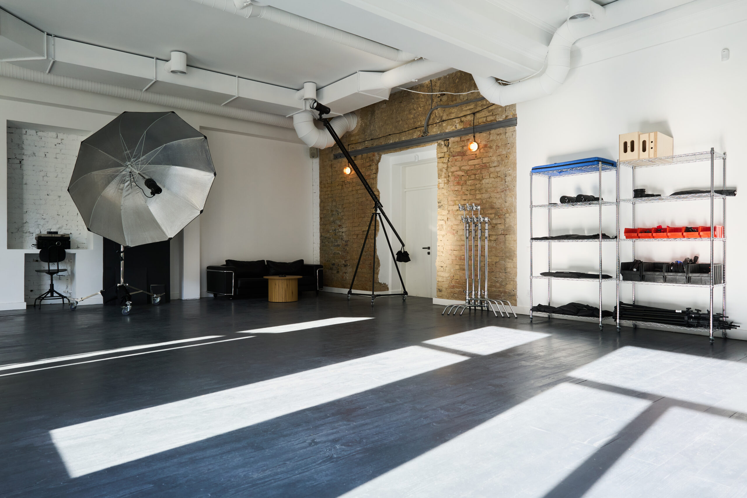 Саша Маслов та Валентин Кузан відкрили в Києві нову фотостудію