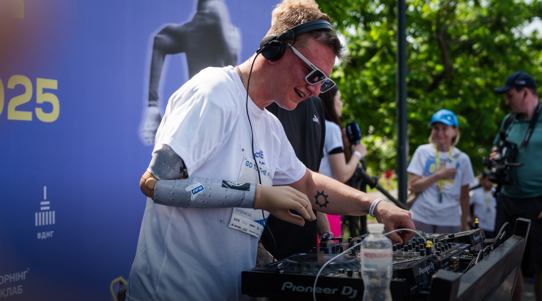 vertical_block_image